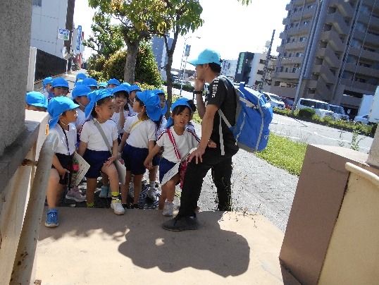 写真：みんなでお散歩マップを作成